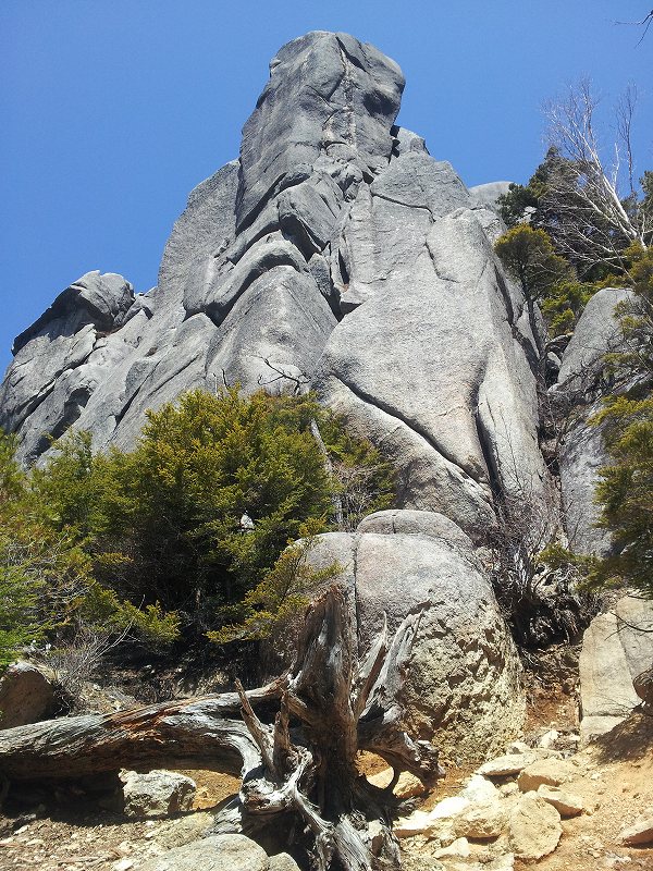 6.大やすり岩