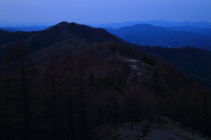 45.朝七ツ石山方面