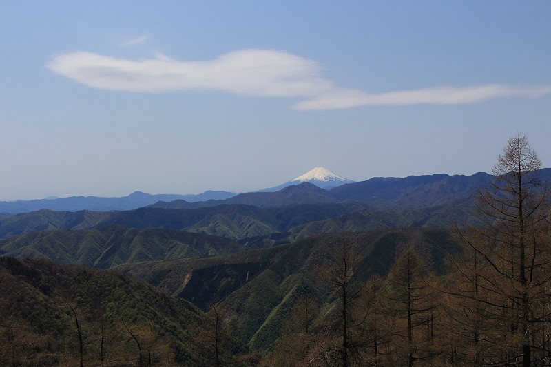 31.富士と泳ぐ雲3