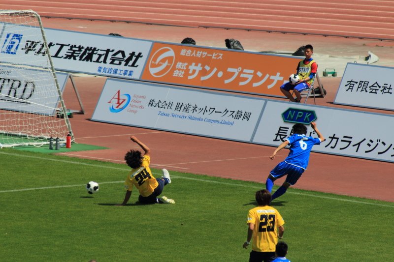 9.アスルクラロ沼津JFL第7節_最初の決定機1