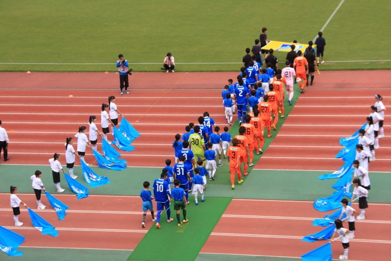 5.アスルクラロ沼津JFL第11節選手入場