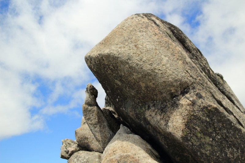 99.砂払いノ頭-金峰山_岩