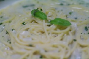 バジルとマッシュポテトのクリームパスタ2