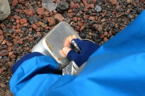 富士山頂で山パスタ_残った茹で汁