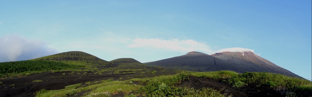 二ツ塚と富士山パノラマ