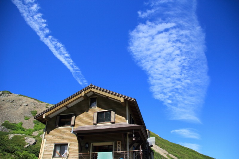 仙丈小屋の雲