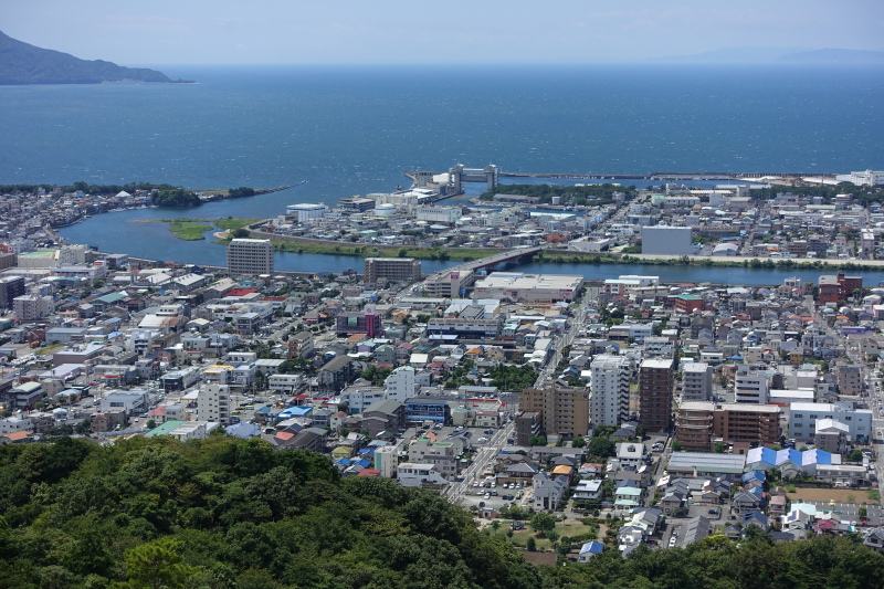 展望台からの狩野川河口と沼津港