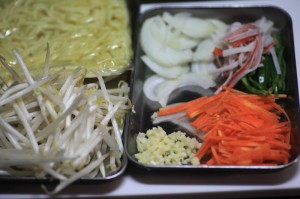 ネパールの焼きそばチョウメン_材料