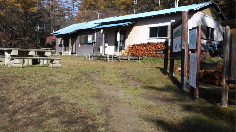 0856_笠取小屋