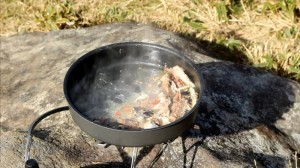 【缶詰料理祭】オイルサーディンのパスタ【山パスタ】_工程1