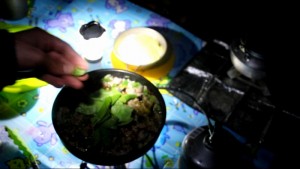 夜クスクス_バジル投入