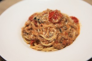 オイルサーディンとトマトのパスタ_工程8