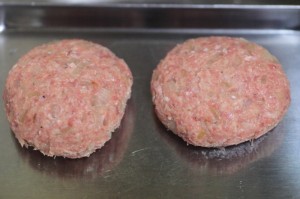 きのこたっぷり煮込みハンバーグ_工程3