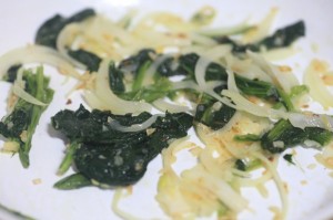 カニ缶と小松菜のクリームパスタ_工程4