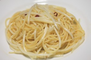 もやしのペペロンチーノ