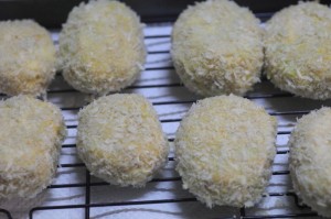 キャベツたっぷり!かぼちゃと里芋のコロッケ_工程6