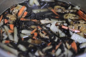 ごぼうと大根と大豆入りひじきの煮物_工程5