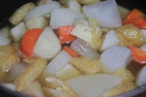 里芋と大根とにんじんの煮込み_工程4