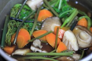 椎茸とわらびの煮物_工程3