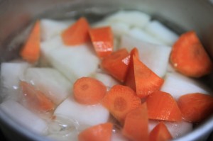 大根とツナの煮物_工程2