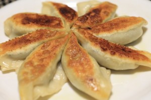 簡単梅しそ餃子