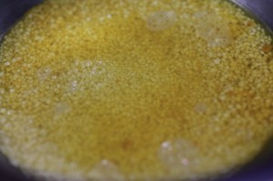 【試作】肉味噌餡かけクスクス炒飯_工程1