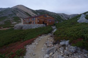 0556_薬師岳山荘