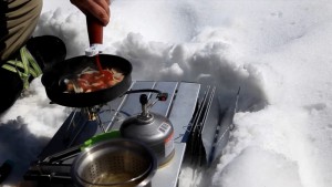 山頂ナポリタン_工程5_ケチャップ