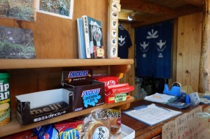 0748_水晶小屋の中