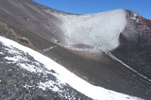 1050_宝永山への道