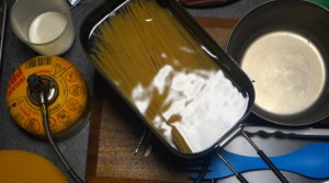 セラミック加工メスティンでナポリタン_工程1