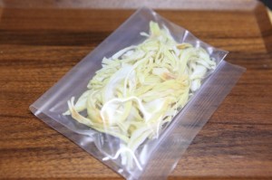 干し野菜生活_干し玉ねぎ袋詰