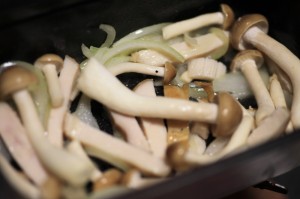 セラミック加工メスティンで炒める