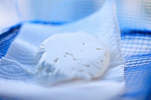 干しヨーグルトでチーズ作り_工程3