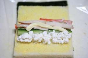 恵方巻きサラダパン_工程2