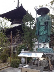 2016-03-27 14.12.00_立江寺修行大師像