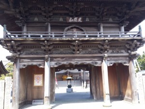 2016-03-26 12.44.48_観音寺山門
